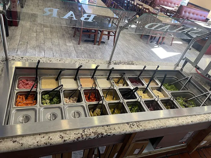 Mountain Mike's Pizza Picture 1