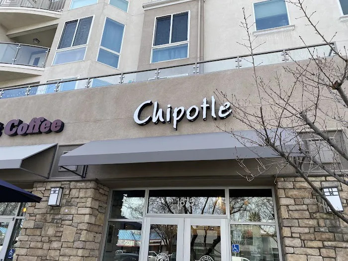 Chipotle Mexican Grill Picture 9