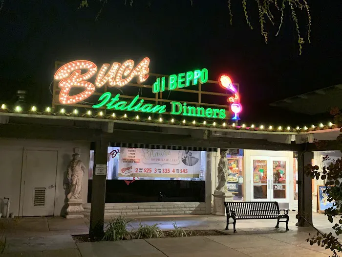 Buca di Beppo Italian Restaurant Picture 7
