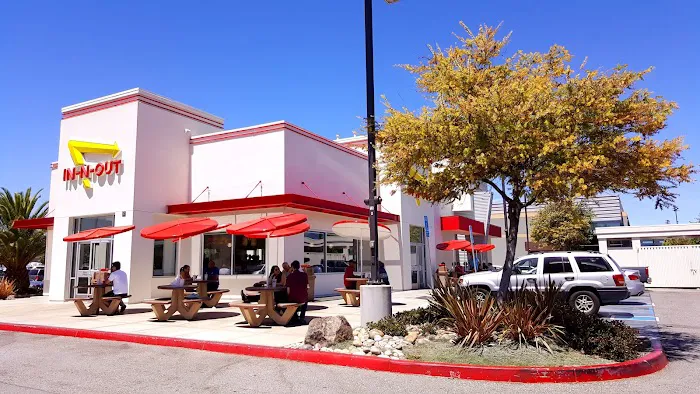 In-N-Out Burger Picture 3