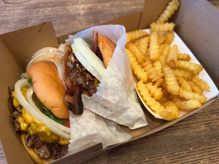 Shake Shack Valley Fair Picture 10