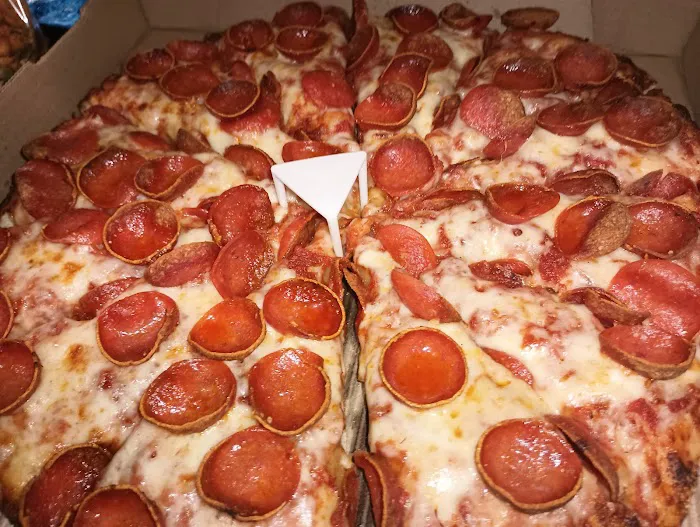 Mountain Mike's Pizza Picture 7