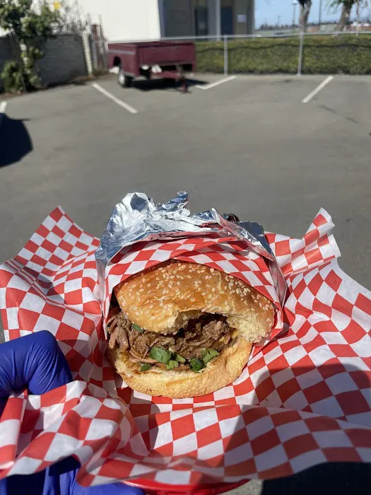 Birrieria El Zurdo Picture 5