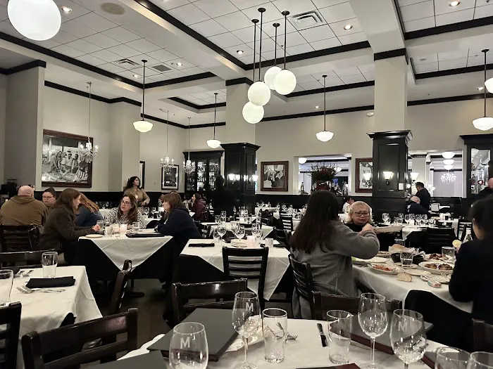 Maggiano's Little Italy Picture 8