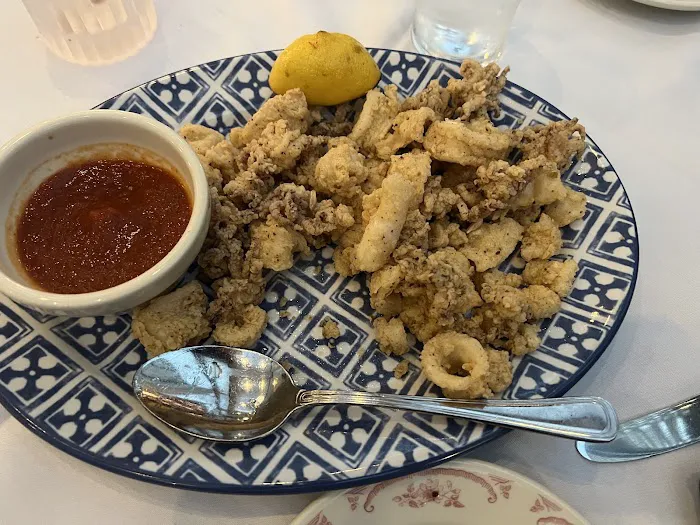 Maggiano's Little Italy Picture 9