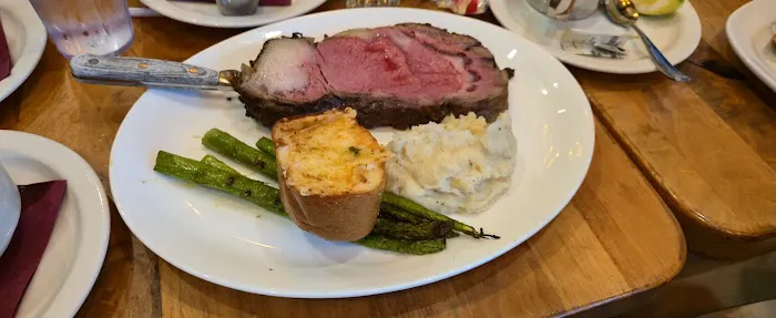 Holder’s Mission City Grill Picture 6