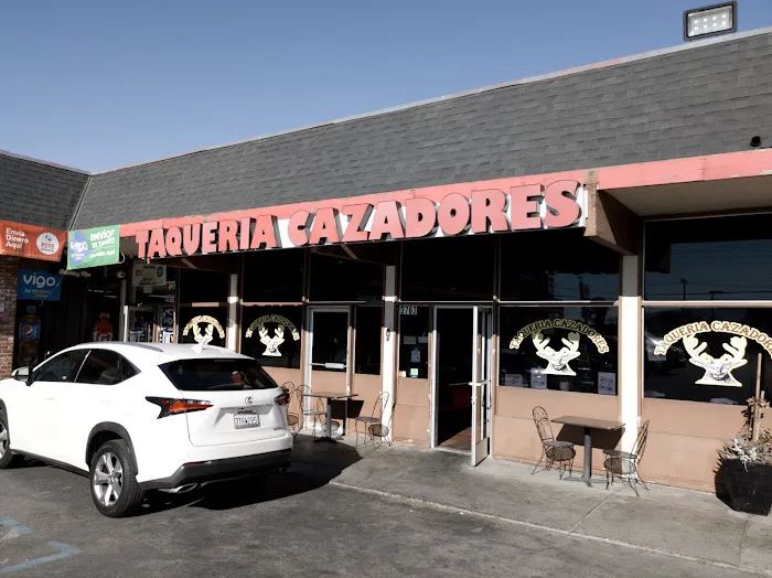 Taqueria Cazadores Picture 7