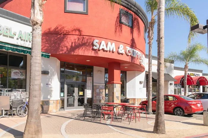 Sam & Curry Picture 10