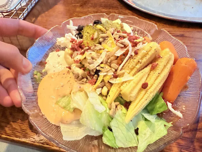 Mountain Mike's Pizza Picture 7