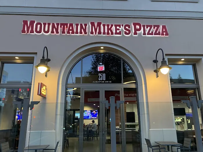 Mountain Mike's Pizza Picture 4