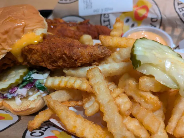 Dave's Hot Chicken Picture 10