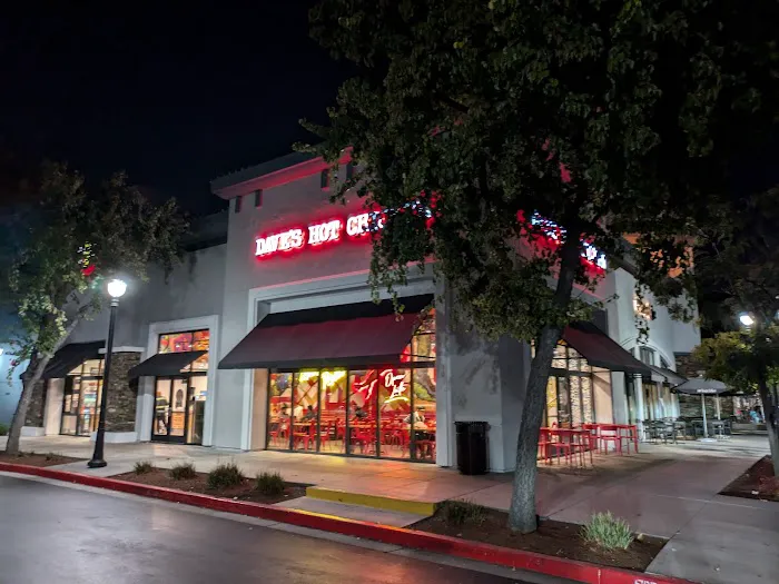 Dave's Hot Chicken Picture 5