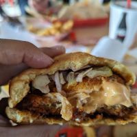 Dave's Hot Chicken ico