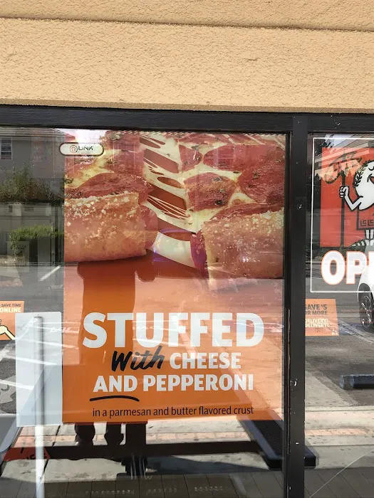 Little Caesars Pizza Picture 5