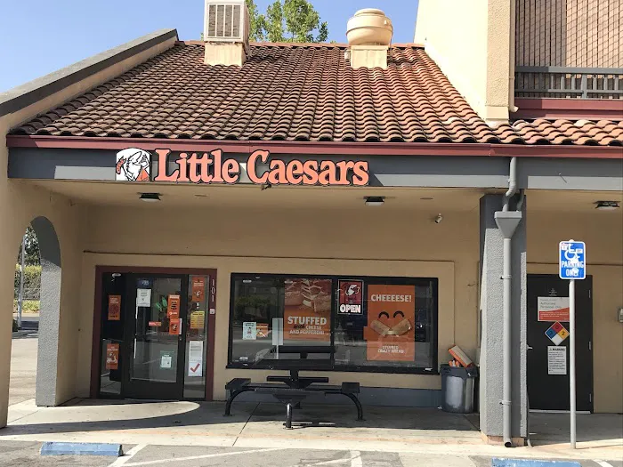 Little Caesars Pizza Picture 7