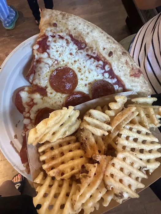 Pier 76 Cafe Picture 6