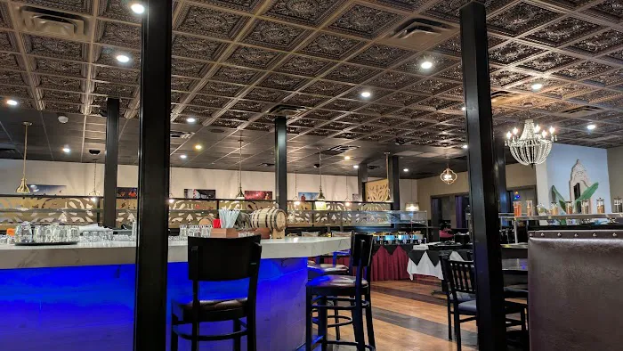 Indian Sizzler Picture 3