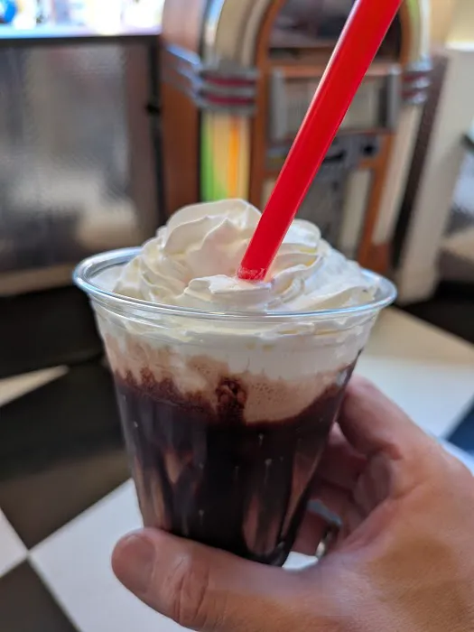 American Cafe Picture 6