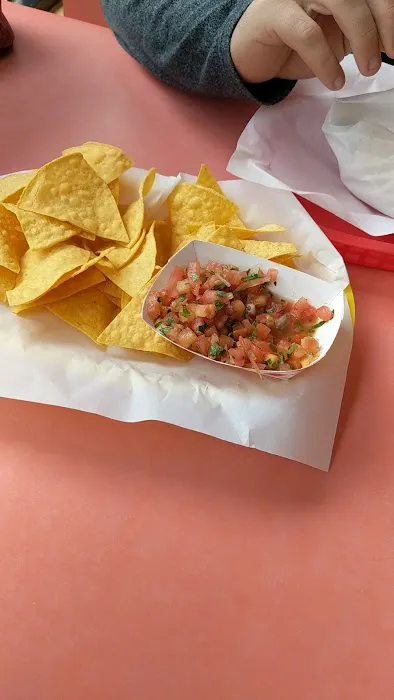 Ricos Tacos Picture 3