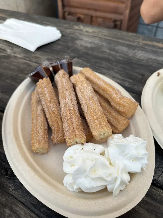 Juquilita tacos y fruta Picture 1