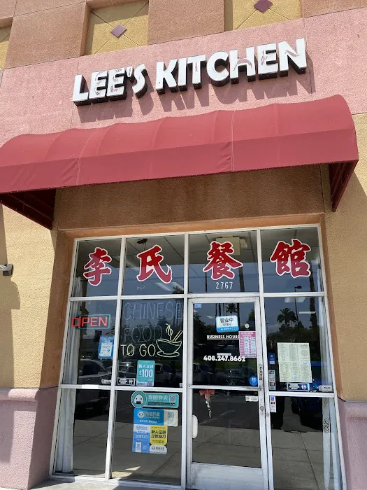 Lee's Kitchen Picture 1