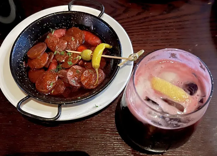 La Catalana Picture 1