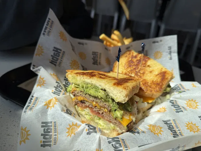 Habit Burger & Grill Picture 4