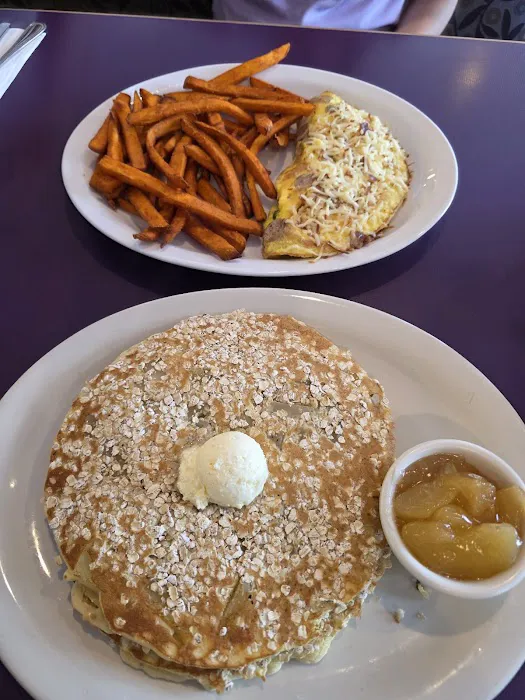 STACKS Campbell Picture 4