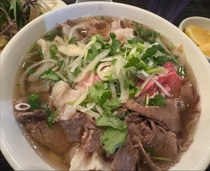 House of Pho Picture 2