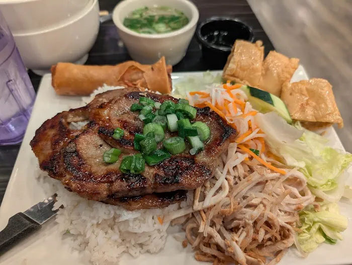 House of Pho Picture 8