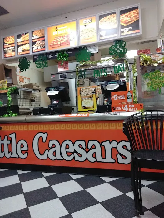 Little Caesars Pizza Picture 3