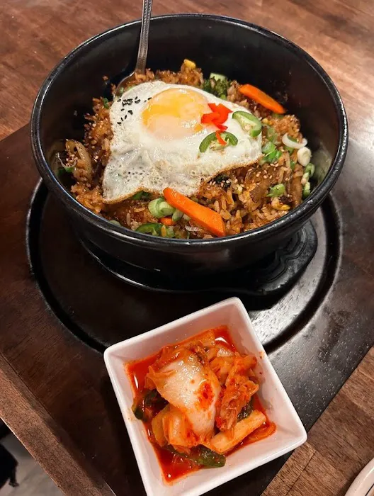 MoDak Korean Chicken 모닭 Picture 8