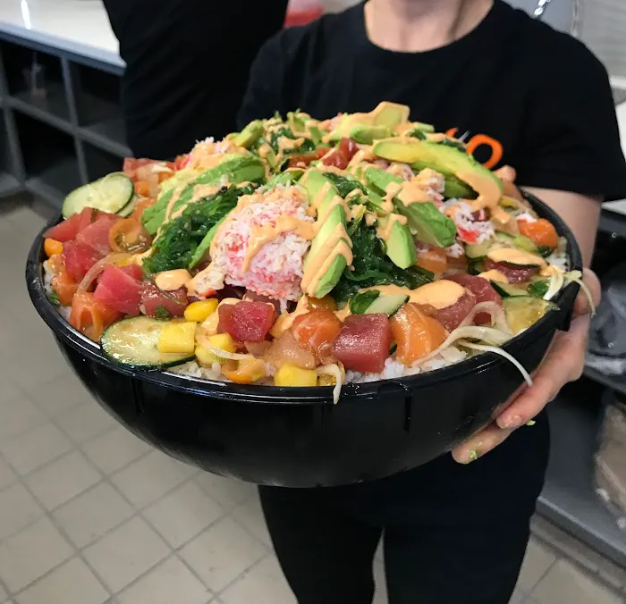 Poke Paradise Picture 6