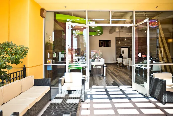 Pho Hoa & Jazen Tea - Mercado Picture 3