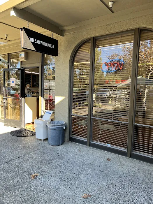 Sandwich Maker Picture 8