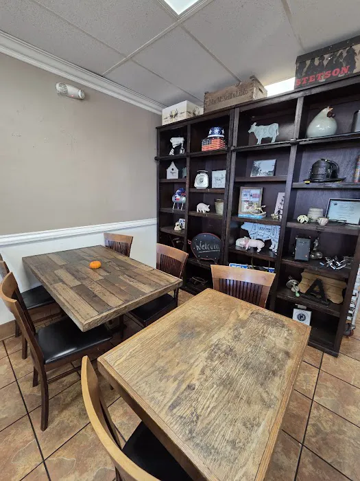 Mesquite and Oak Picture 3