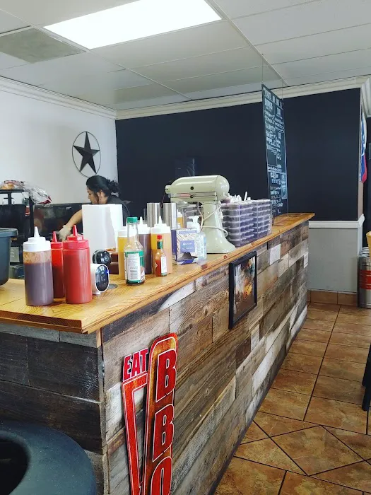 Mesquite and Oak Picture 1