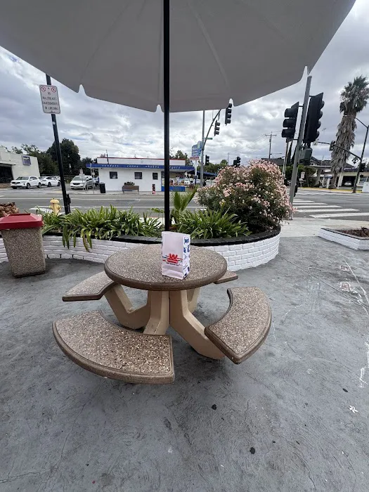 Wienerschnitzel Picture 2