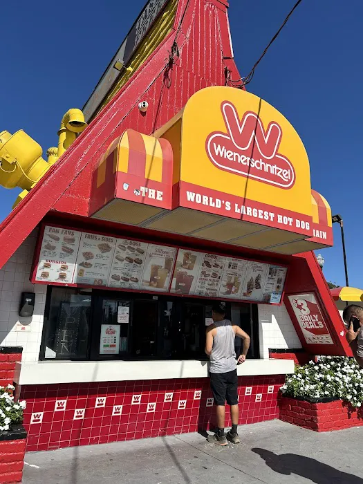 Wienerschnitzel Picture 8