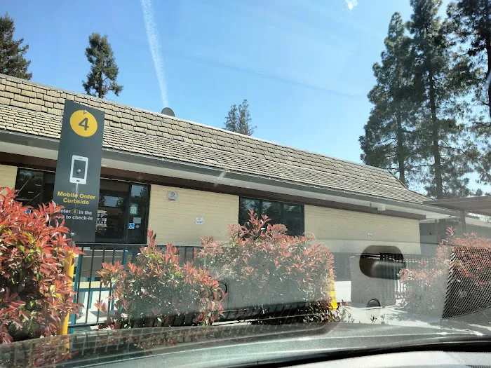 McDonald's Picture 9