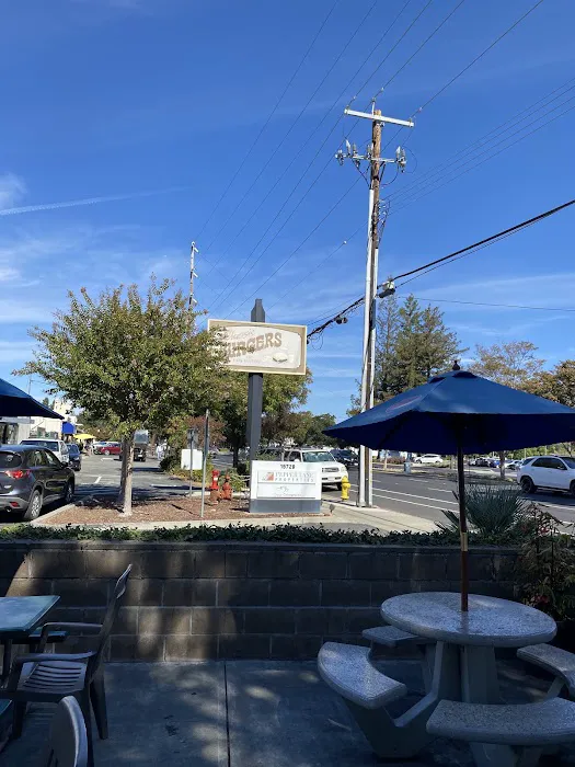 Classic Burgers of Los Gatos Picture 9