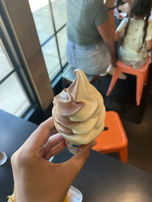 Super Duper Burgers Picture 4