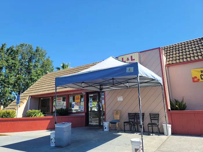 L&L Hawaiian Barbecue Picture 10