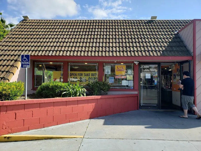 L&L Hawaiian Barbecue Picture 2