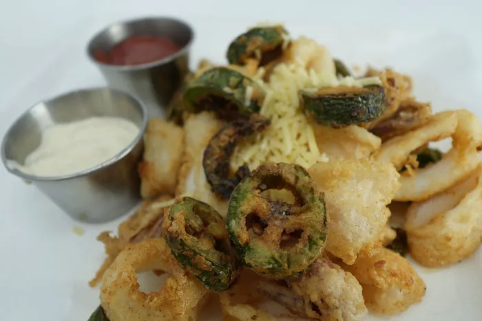 Capers Eat & Drink Picture 4