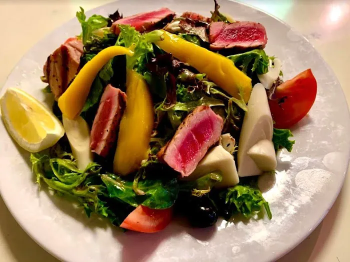 Capers Eat & Drink Picture 5