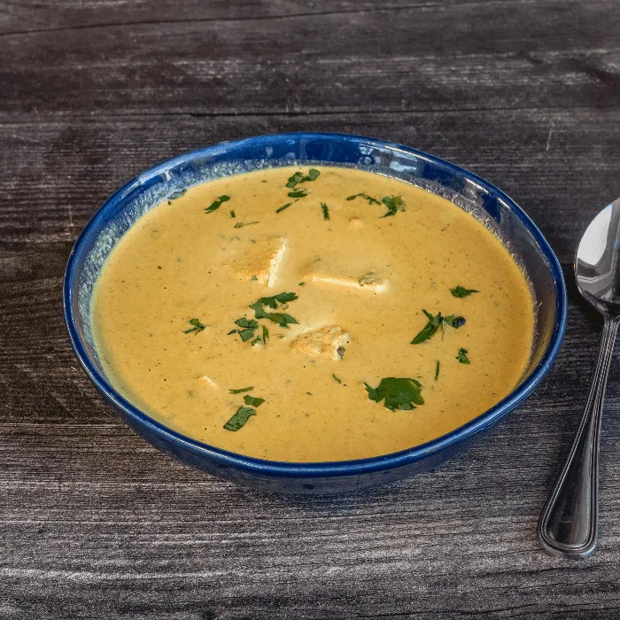 Desi on Demand by Desi Contemporary Picture 5