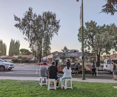 TACOS Y BIRRIA EL CHORE