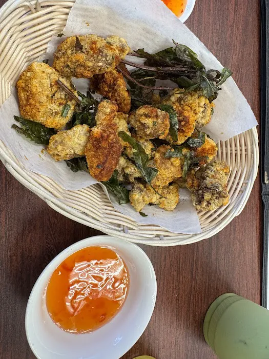 CHAMPA KITCHEN Picture 10