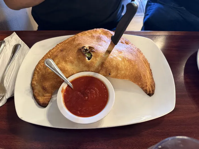 Giovanni's New York Pizzeria Picture 3